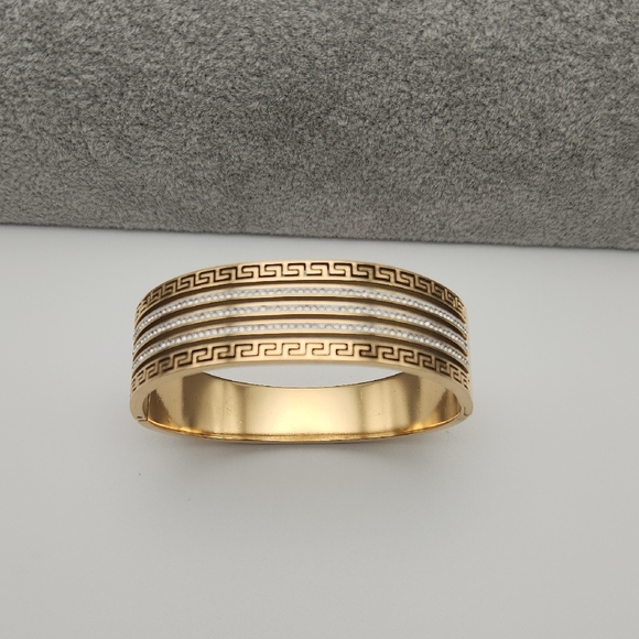18K Gold Plated Greek Key & Zircon Bangle – Waterproof, Tarnish-Proof - Picture 7 of 8